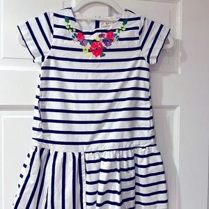 Crewcuts girls striped white and navy dress with floral accent. Size 5.